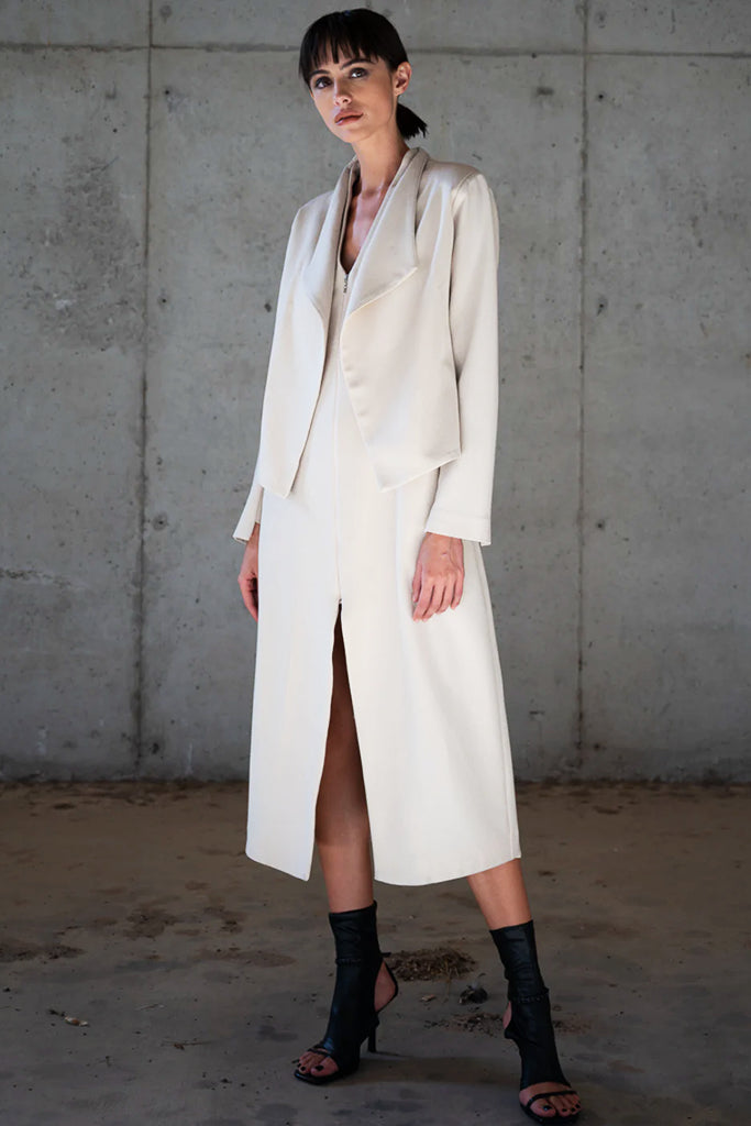 Lotus Eaters Aspect Cropped Blazer in Cream - Arielle Clothing