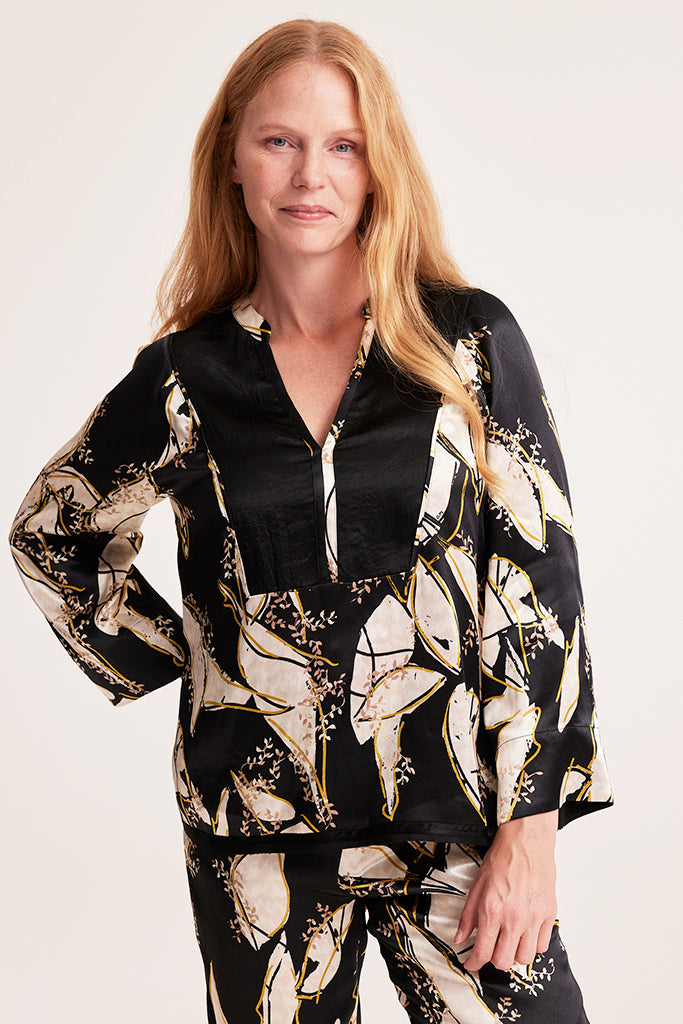 Odd Molly Kendra Blouse in Almost Black - Arielle Clothing